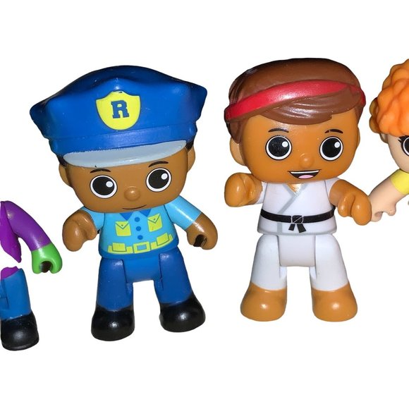 Ryan's World Seven Toy Peopl Action Figures - Picture 3 of 5